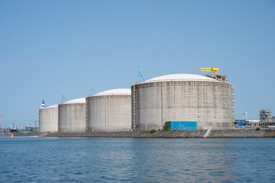Storage terminal by water