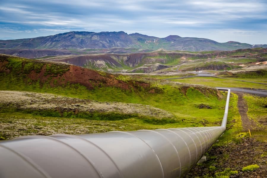 Cross-country pipeline